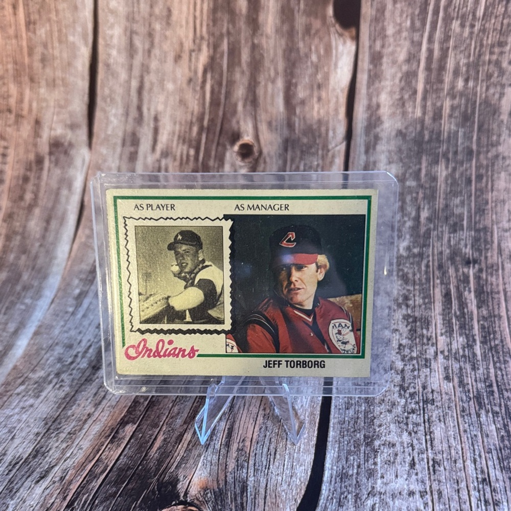 Vintage 1978 Tops Jeff Torborg #351 Indians Baseball Card Item #ME5883